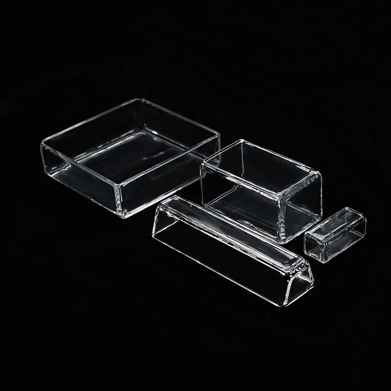 Custom high-purity quartz tank tailored for specific dimensions and process requirements